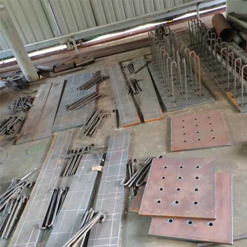 有哪些其他因素会影响玉溪预埋件位置的确定？